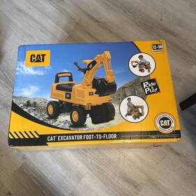 Caterpillar 810086702763 Cat Construction Ride And Play Foot-to-floor Excavator 2025 Fr4333