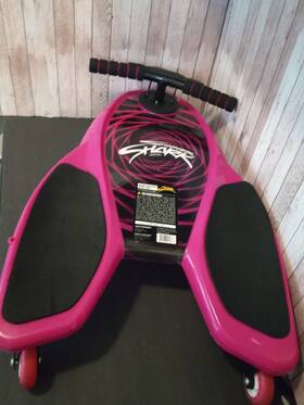 Gomo 858267005883 Spinner Shark Drifting Knee Board Ride On Scooter Pink - Nice Condition