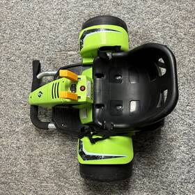 Huffy 19901w Green Machine 360 6v Battery Powered Kids Ride On Fun Spin Driving