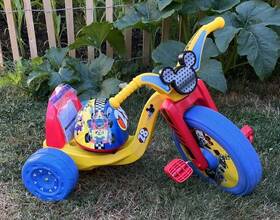 Jakks Disney Junior 75482 15 Inch Fly Wheel Cruiser Kids Tricycle 3 Position Seat And Helmet
