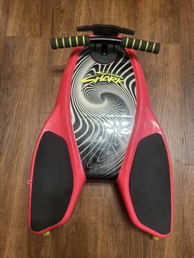 Nextsport 859050007848 Spinner Shark Drifting Kneeboard Ride-on Scooter Board Red Toy See Photos Nice