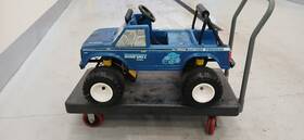 Power Wheels 762499993 Vintage 1986 Bigfoot Big Foot Ford 4x4x4 Monster Truck Ride On Toy