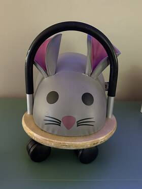 Prince Lionheart 049345075083 Wheely Bug Mouse Ride-on Rolling Toy 360 Turns 1.5 Years Small Size