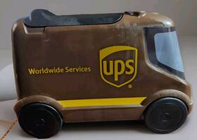 Radio Flyer 042385117522 Ups Delivery Truck Ride-on