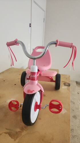 Radio Flyer 415ps-u-a Kids Readily Assembled Fold 2 Go Trike With Storage Bin Excellent