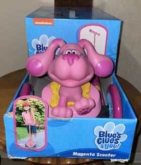 Sakar 021331036421 Nickelodeon Blue S Clue And You Magenta Scooter Ages 3 Max Wt 75 Lbs