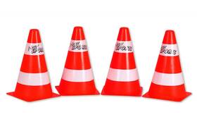 The Toy Company 022498630862 New Sports 63086 Traffic Cones Set Of 4 Height 23 Cm