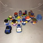 Lot Of 16 Fisher Price Little People Pieces Boys & Girls Batman All Different. Fixed Price $38.95.