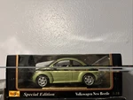 Maisto Volkswagen New Beetle Green Special Edition 1/18 Scale Vintage Diecast. Fixed Price $31.88.