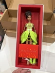 Integrity Toys Holding Court Amirah Majeed Meteor Collection *nrfb-new. Fixed Price $250.00.