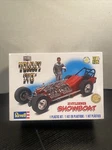 Revell Tommy Ivo's 32 Cylinder Showboat 1:25 Scale Model 85-1285 2015 Open Box. Fixed Price $34.99.