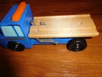 Melissa & Doug Flatbed Tow Or Wrecker Truck Wooden Quality Toy Clean 10IN Long. Fixed Price $10.00.